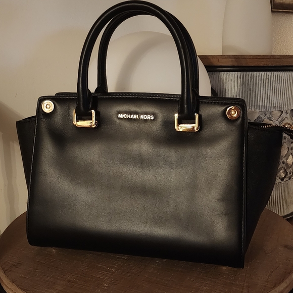 Michael Kors Selma 3 IN 1 Satchel - Picture 4 of 13